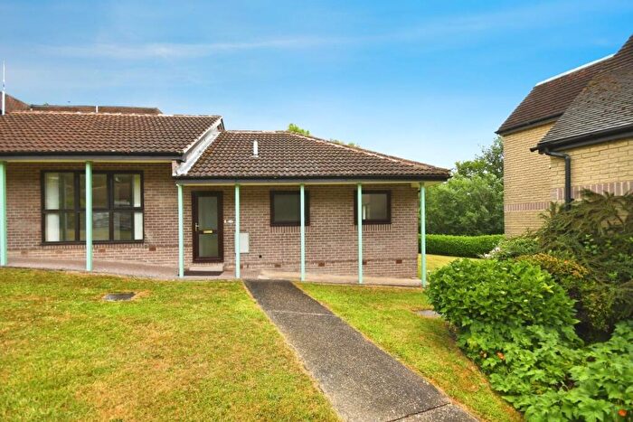 1 Bedroom Semi-Detached Bungalow To Rent In High Street, Old Whittington, S41