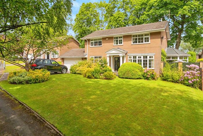 4 Bedroom Detached House For Sale In Thorneyholme Close, Lostock, Bolton, Greater Manchester, BL6