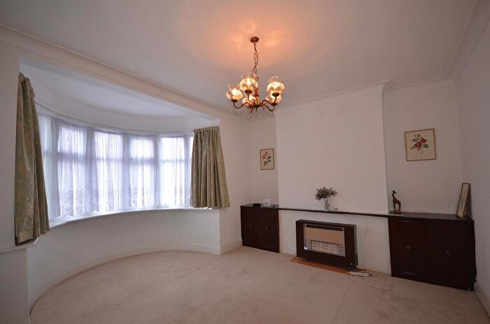3 Bedroom Terraced House To Rent In Brampton Grove, Kenton, Harrow, Middlesex, HA3