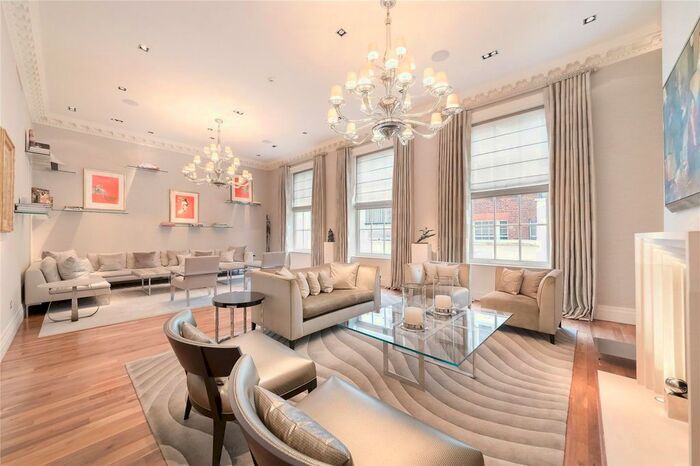4 Bedroom Flat To Rent In Upper Grosvenor Street, Mayfair, London, London, W1K