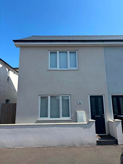 2 Bedroom Semi-Detached House To Rent In Rye Street, Eastbourne, BN22