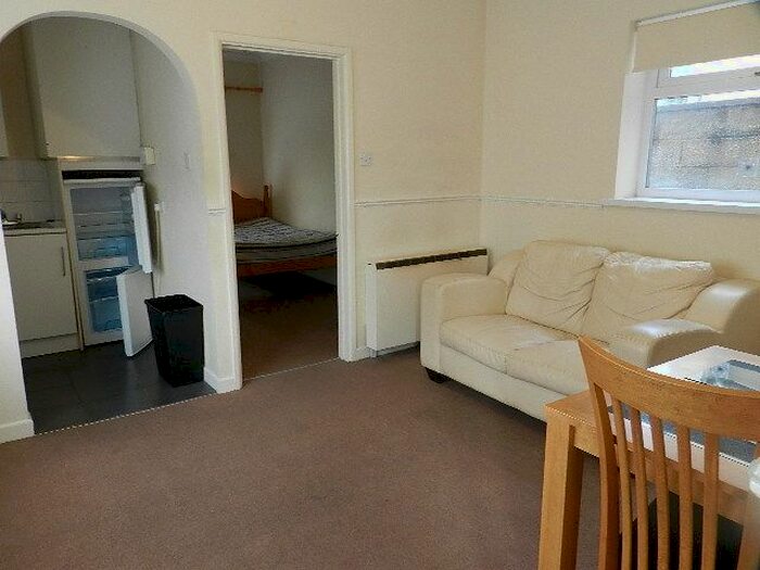 1 Bedroom Flat To Rent In Lion Court, Cathays, CF24