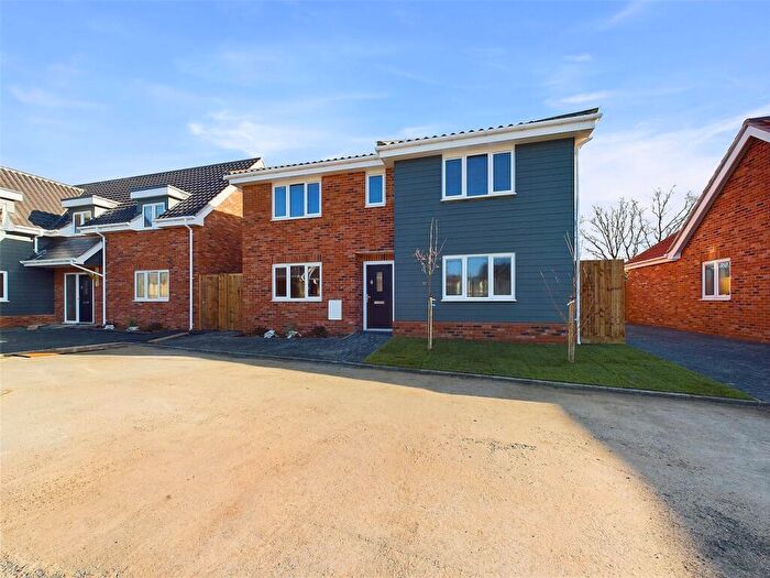 4 Bedroom Detached House For Sale In Field Mews, Frating Road, Great Bromley, Colchester, CO7