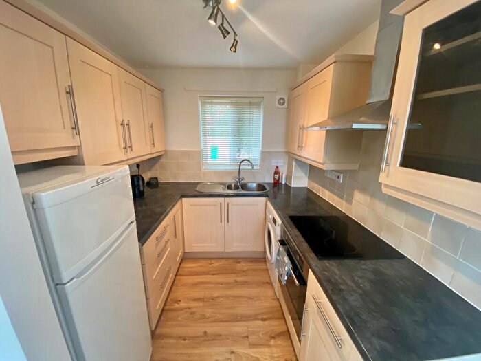2 Bedroom House To Rent In River View, Nottingham City Outskirts, NG2