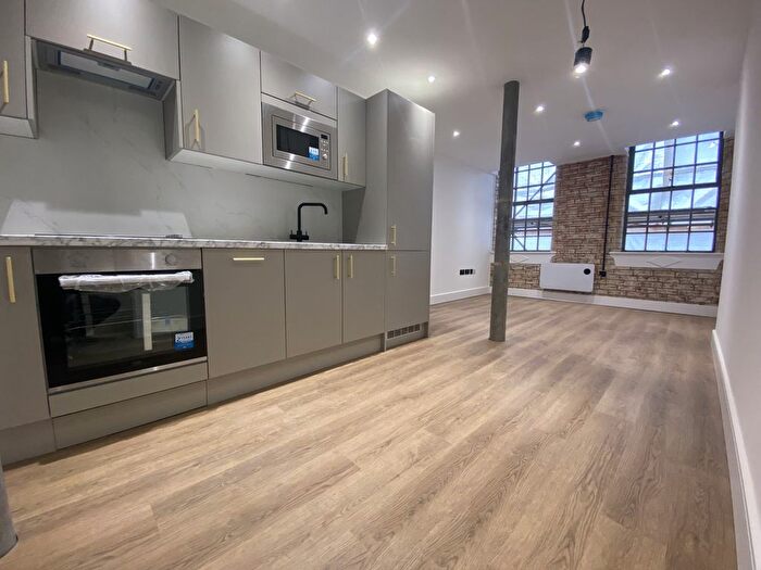 1 Bedroom Flat To Rent In Dunster Street, Northampton, NN1