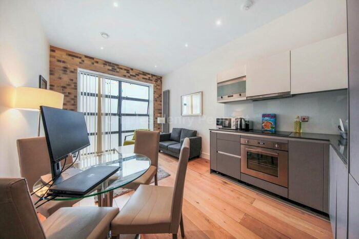 1 Bedroom Apartment To Rent In Carlow Street, Camden Town, NW1