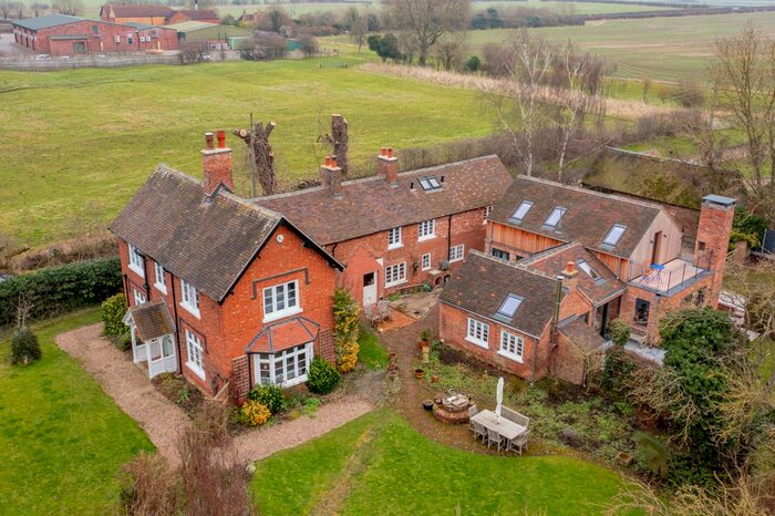 8 Bedroom Detached House For Sale In The Old Farmhouse And The Barn, Bunnison Lane, Colston Bassett NG12