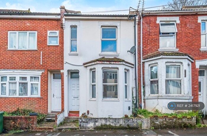 4 Bedroom Terraced House To Rent In Woodside Road, Southampton, SO17