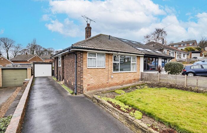 2 Bedroom Bungalow For Sale In Layton Park Croft, Rawdon, Leeds, West Yorkshire, LS19