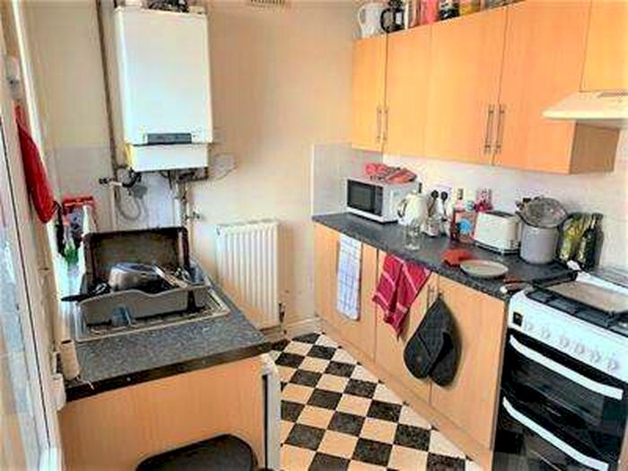 4 Bedroom End Of Terrace House To Rent In 1 Rookery Road, Selly Oak, Birmingham, B29