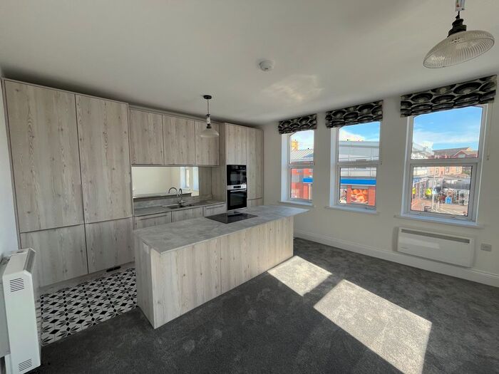 3 Bedroom Flat To Rent In Turner Street, Newport, NP19