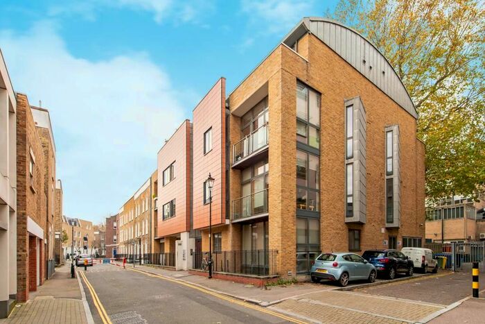 2 Bedroom Flat To Rent In Friend Street, London, EC1V