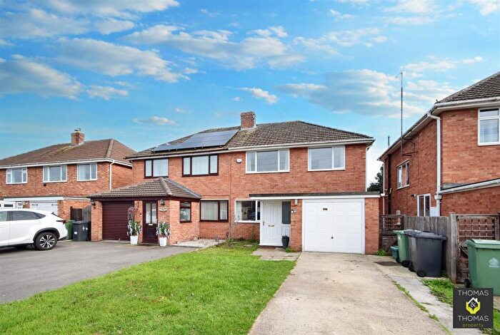 3 Bedroom Semi-Detached House For Sale In Porchester Road, Hucclecote, GL3