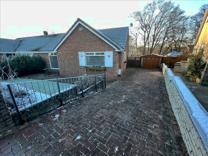 3 Bedroom Bungalow To Rent In Orchy Crescent, Airdrie, ML6