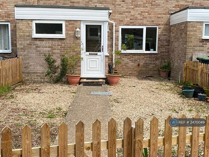 3 Bedroom Terraced House To Rent In Upper Gordon Road, Christchurch, BH23