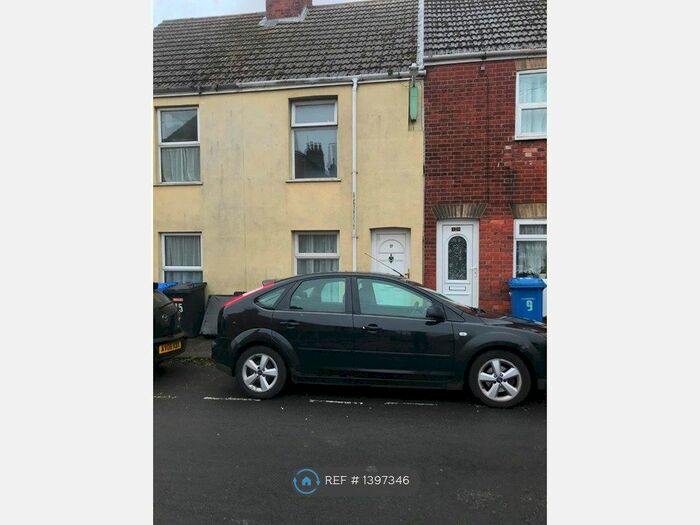 2 Bedroom Terraced House To Rent In Roman Road, Lowestoft, NR32