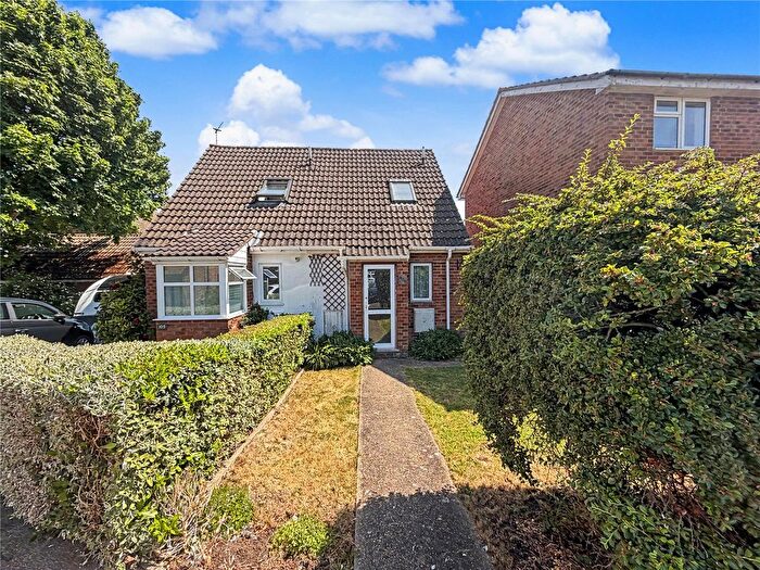 1 Bedroom Bungalow For Sale In The Everglades, Hempstead, Gillingham, Kent, ME7