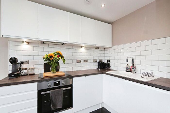 1 Bedroom Apartment For Sale In West Bar, Sheffield, South Yorkshire, S3