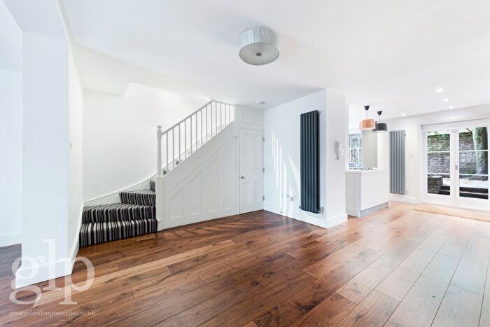 4 Bedroom Terraced House To Rent In London, Greater London, W2