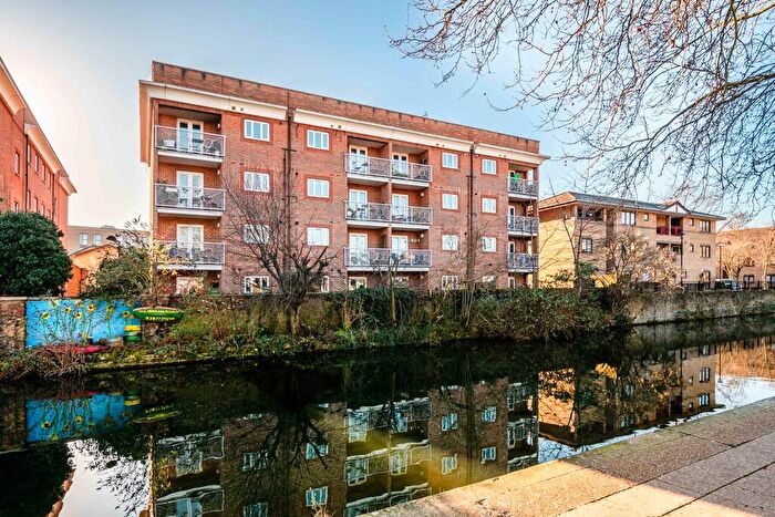 2 Bedroom Apartment For Sale In Nursery Lane, E2