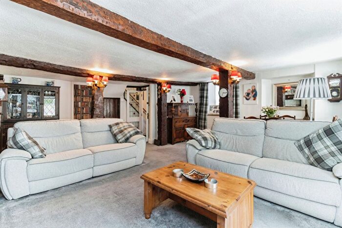 2 Bedroom End Of Terrace House For Sale In Eaton Place, Paignton, TQ4