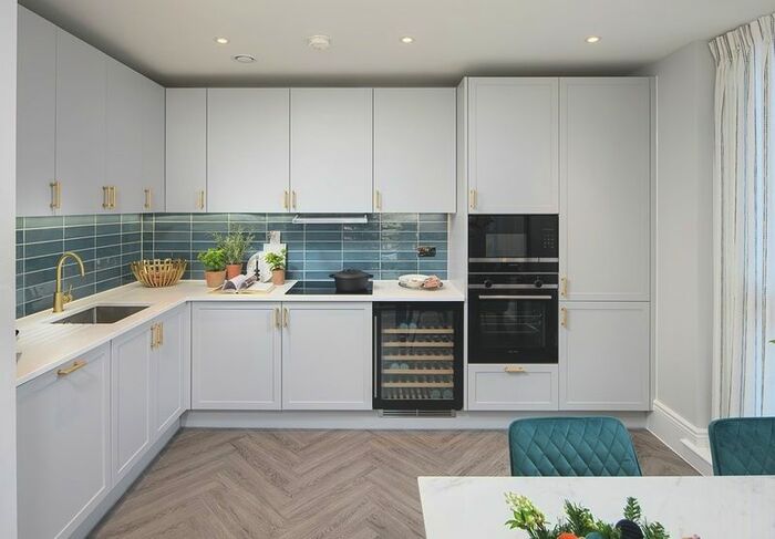 2 Bedroom Flat For Sale In Galahad, Knights Quarter, Winchester, SO22