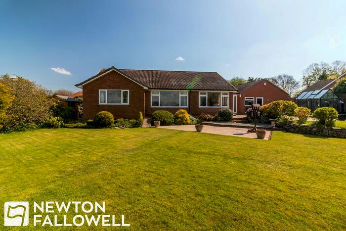 3 Bedroom Bungalow For Sale In Little Gringley Lane, Welham, DN22