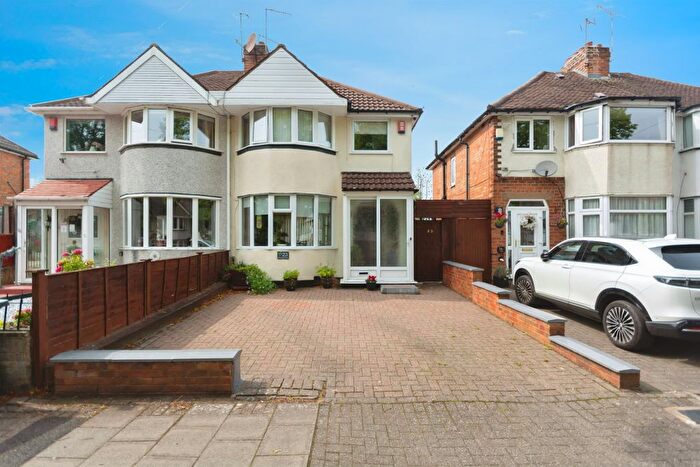 3 Bedroom Semi-Detached House For Sale In Watwood Road, Birmingham, B28