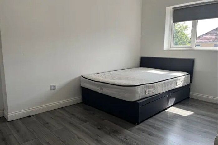 8 Bedroom Detached House To Rent In Wyley Road, Coventry, CV6