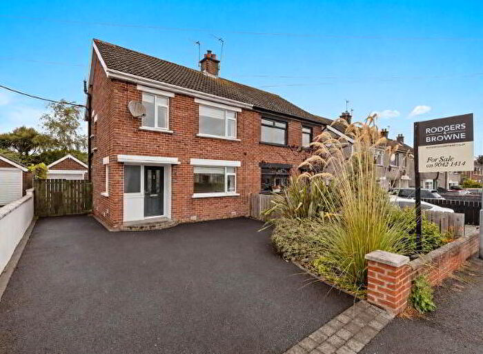 3 Bedroom Semi-Detached House For Sale In Wellington Park, Bangor, BT20