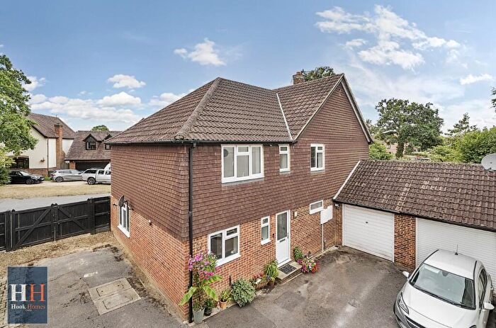 4 Bedroom Detached House For Sale In Butts Meadow, Hook, Hampshire, RG27