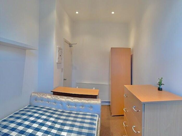 13 Bedroom House To Rent In Glynrhondda Street, Cardiff(City), CF24