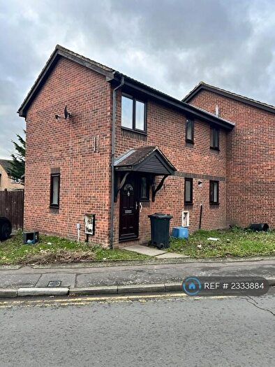 4 Bedroom End Of Terrace House To Rent In Pittman Gardens, Ilford, IG1