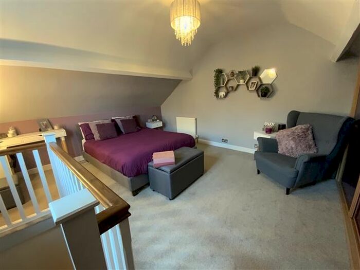 3 Bedroom Semidetached House For Sale In Aughton Road, Swallownest