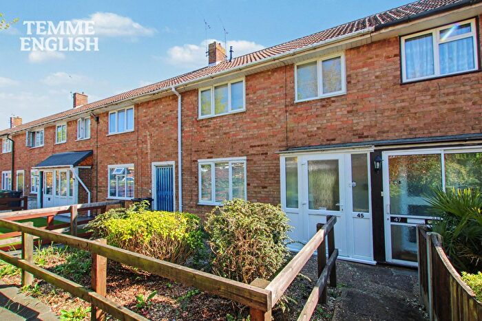 3 Bedroom Terraced House For Sale In Maplestead, Basildon, SS14