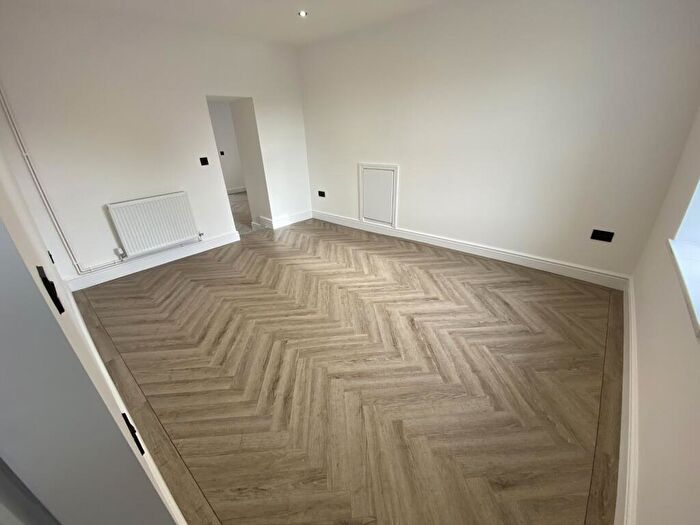 4 Bedroom Detached House For Sale In Walters Road, Llansamlet, Swansea, City And County Of Swansea., SA7