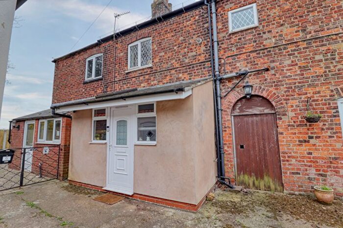 3 Bedroom Terraced House To Rent In Fox Terrace, Scunthorpe, DN17