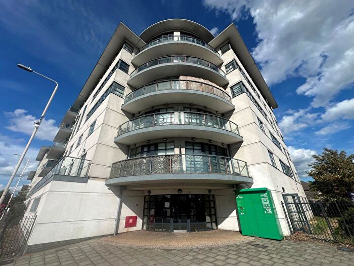 2 Bedroom Flat For Sale In Elgin House, High Road, Chadwell Heath, Barking And Dagenham, RM6