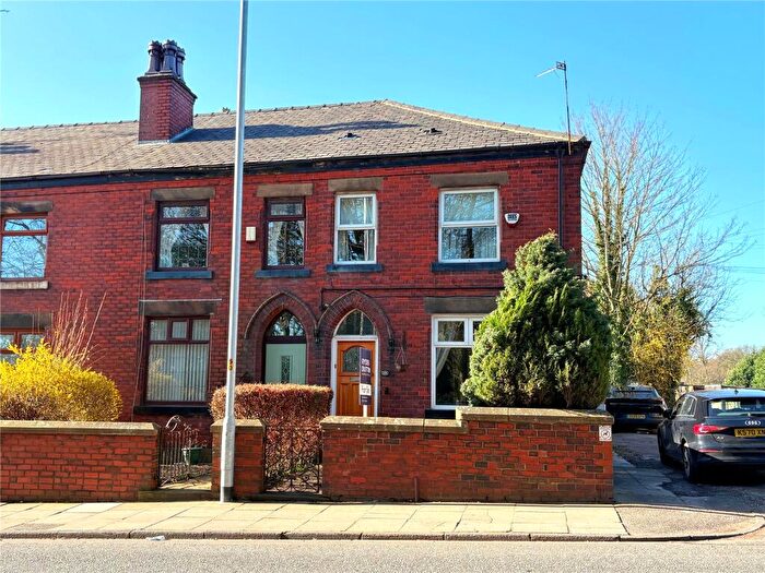 3 Bedroom End Of Terrace House For Sale In Rochdale Road East, Heywood, Greater Manchester, OL10