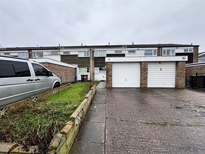 3 Bedroom Property For Sale In Kingfisher Drive, Birmingham, B36