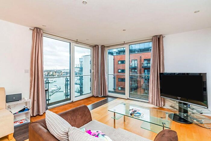 2 Bedroom Apartment To Rent In Sirocco, Channel Way, Southampton, SO14