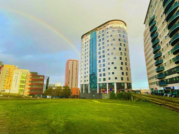 1 Bedroom Apartment To Rent In Masshouse Plaza, Birmingham, B5