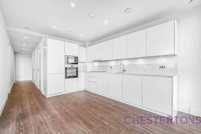 2 Bedroom Flat To Rent In Affinity View, Canary Wharf, E16