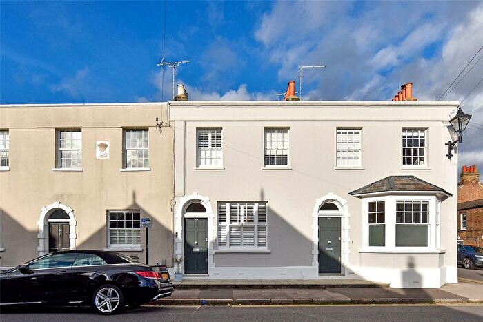 2 Bedroom Terraced House For Sale In Grove Road, Windsor, Berkshire, SL4