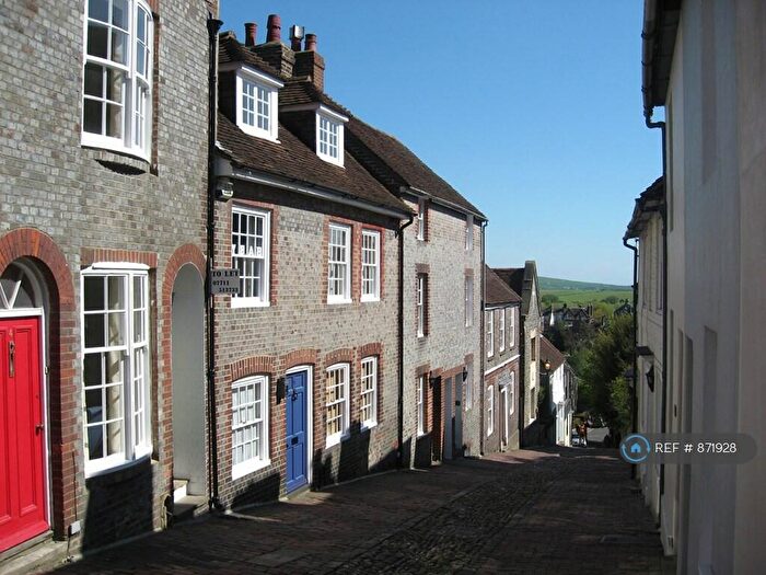 2 Bedroom Terraced House To Rent In Keere Street, Lewes, BN7