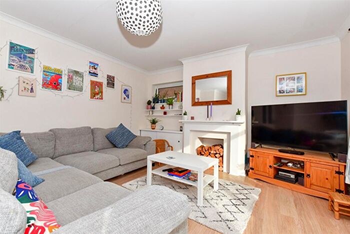 4 Bedroom Detached House For Sale In Windmill Road, Whitstable, Kent, CT5