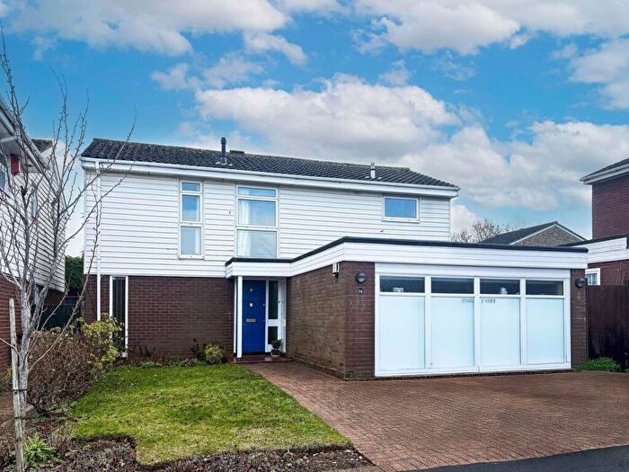 5 Bedroom Detached House For Sale In Blackmore, Letchworth Garden City, SG6