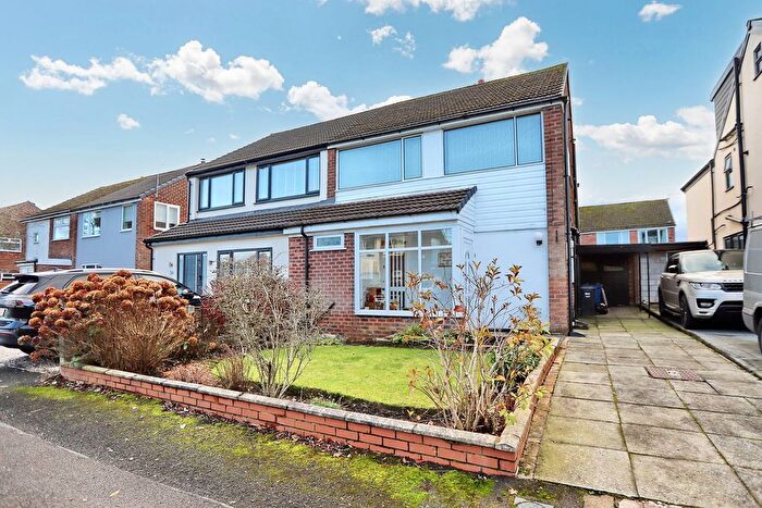 3 Bedroom Semi-Detached House For Sale In Woodhall Avenue, Whitefield, M45