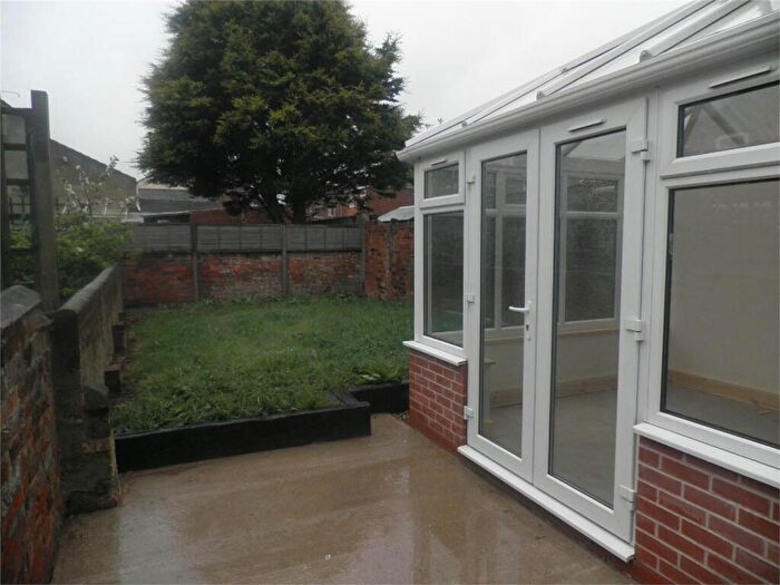 2 Bedroom Terraced House To Rent In Queen Street, Withernsea, HU19