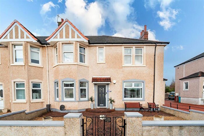 2 Bedroom Flat For Sale In Braedale Avenue, Motherwell, ML1